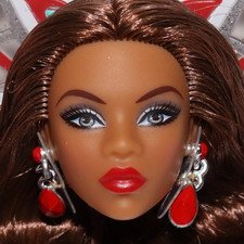 Голова Barbie x Bob Mackie 2023 Holiday Angel Doll