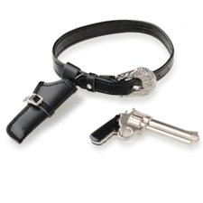 Кобура и пистолет от After Dark Bellamy