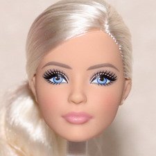 Голова Barbie Basics Model 02 Карла