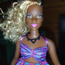Барби пышка африканка Fashionistas