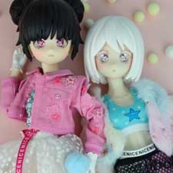 И снова зайцы. Розовый и голубой фруктовый лёд.