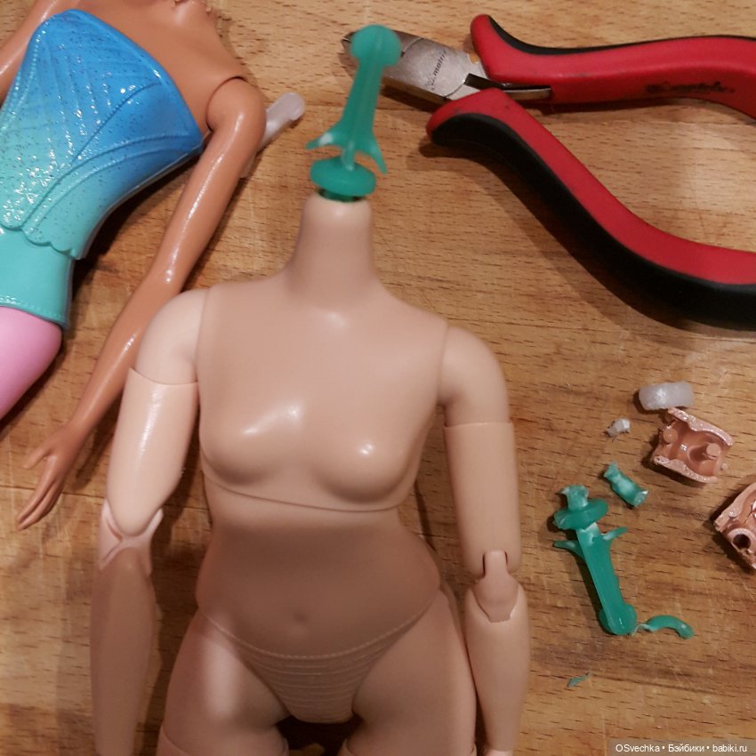 Опыт гибридизации: две Дайи (поваренок и дримтопия Dreamtopia), Дейзи (без аксессуаров), дримтопия-улыбашка. Сломанные два