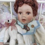 Немецкий малыш с мишкой