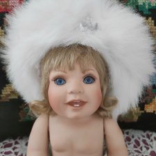 Цельнофарфоровая жизнерадостная Tasha