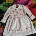 Шерстяное антикварное платье с вышивкой