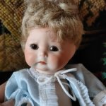 Цельнофарфоровая реплика малышка