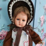 Очень славная куколка Hans Volk