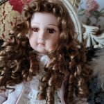 Реплика антикварной куклы