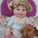 Позитивная малышка Германия