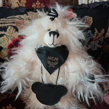 Крутейший мишка Emmy