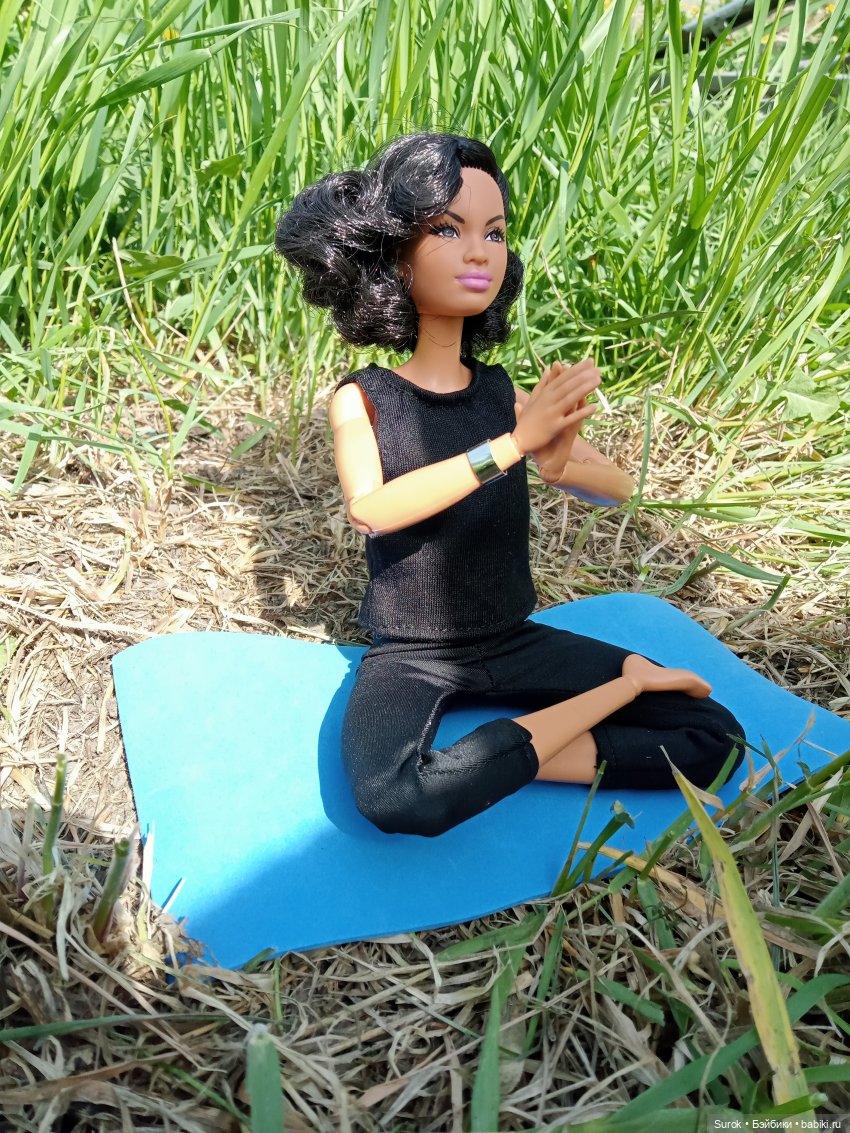 Занятие йогой вместе с Катариной