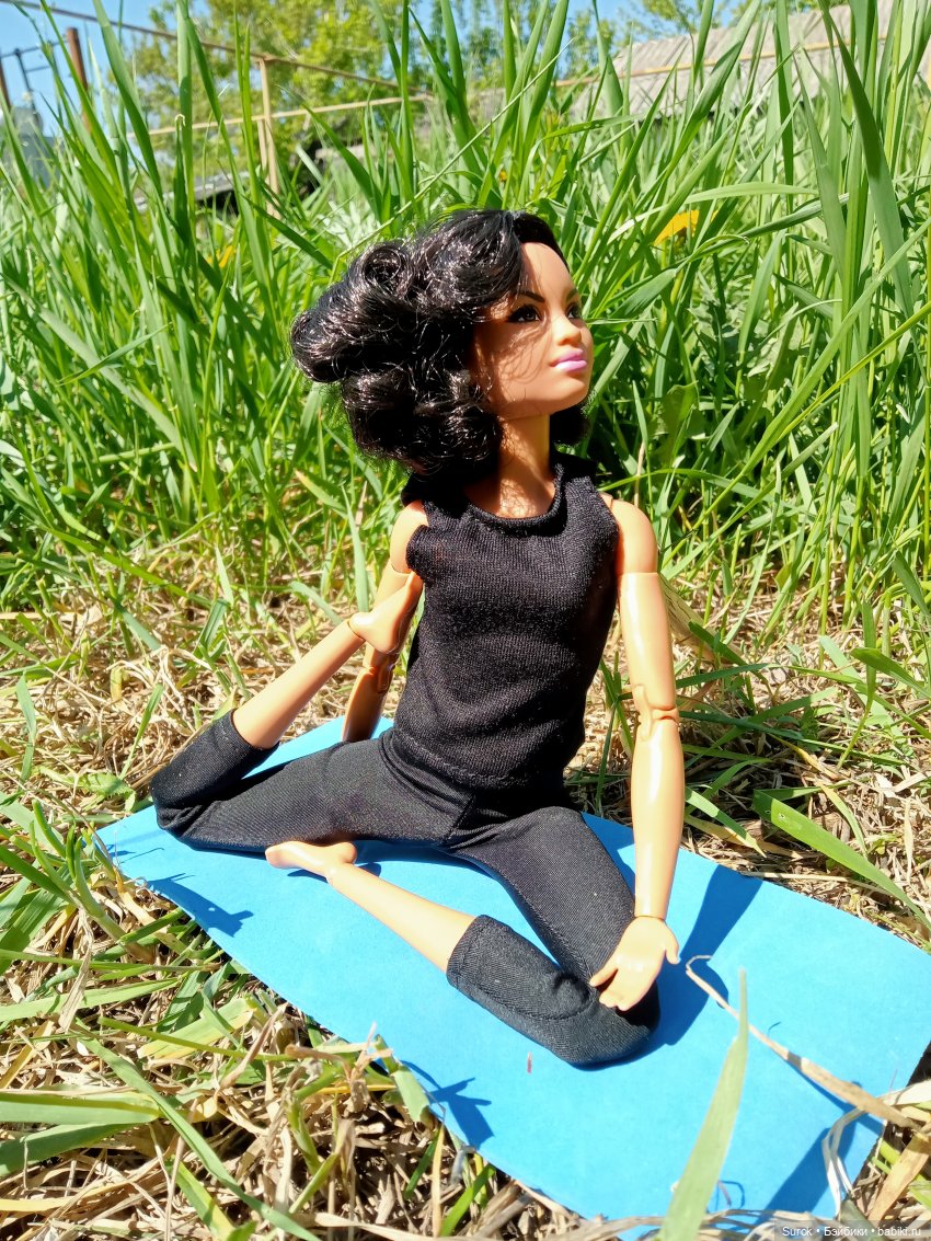 Занятие йогой вместе с Катариной