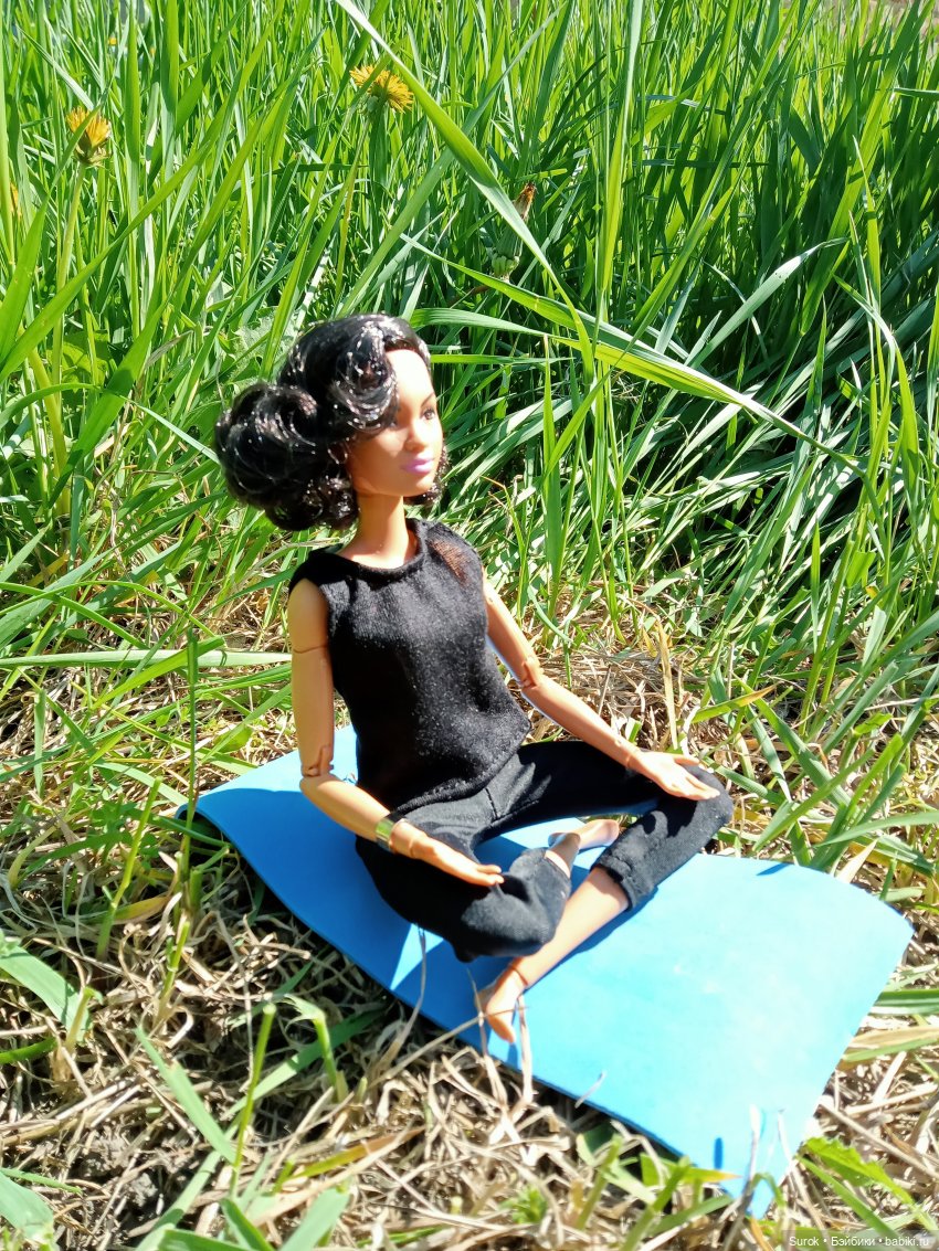 Занятие йогой вместе с Катариной