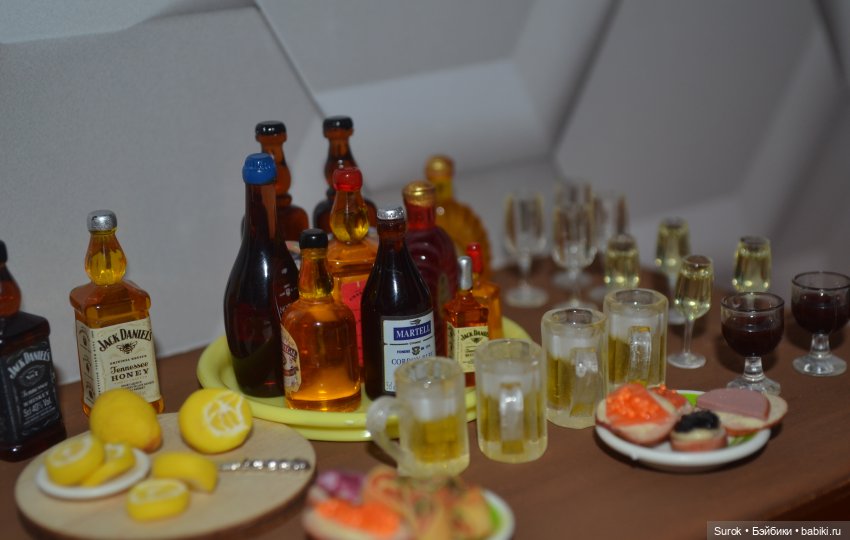 Мальчишник у Марка — Куклы Barbie (Барби): Looks (фото 2)