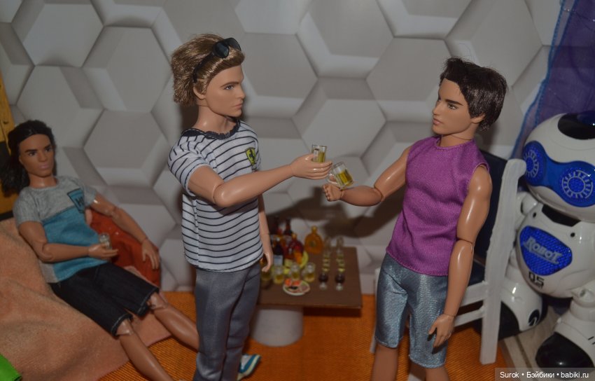 Мальчишник у Марка — Куклы Barbie (Барби): Looks (фото 7)