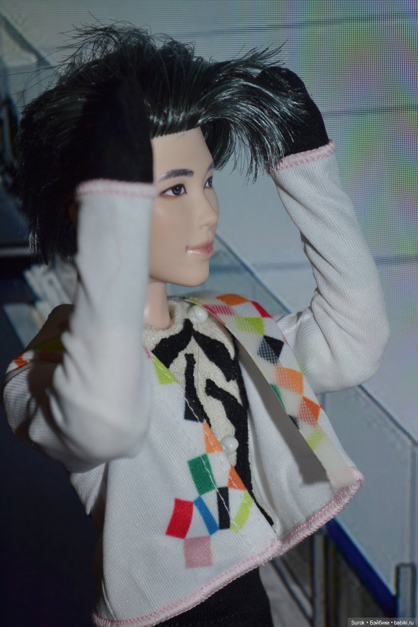 "Зима" Криса Ли (Соревнования по фигурному катанию) | Бэйбики "Зима" Криса Ли (Соревнования по фигурному катанию)