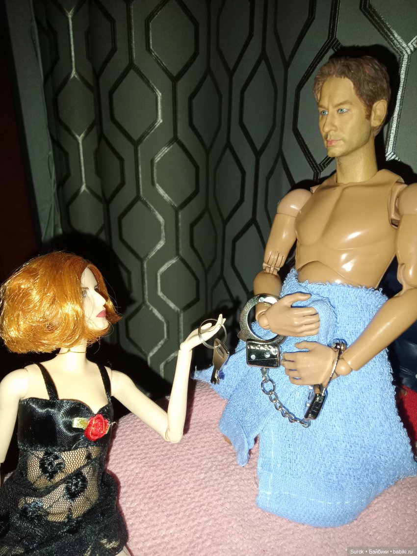 Агенты тоже люди (16+) — Куклы Barbie (Барби): Looks (фото 10)