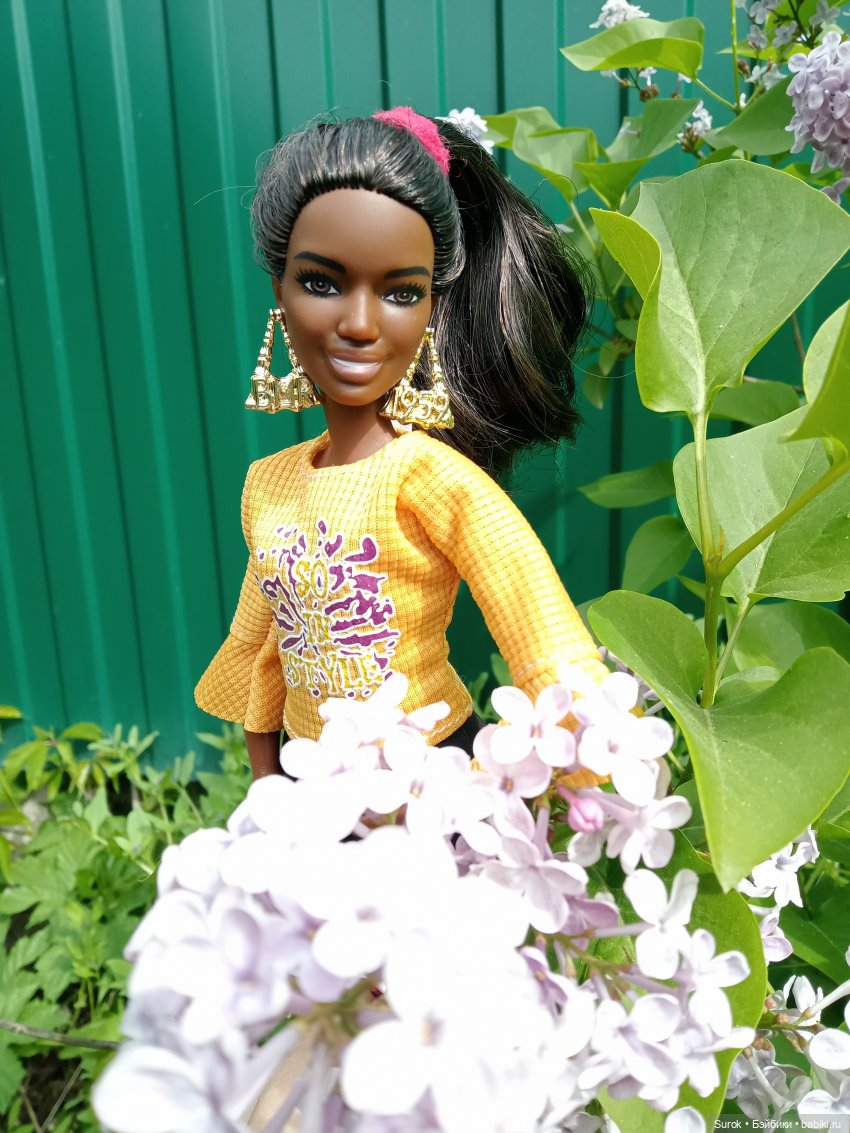 Моника — Куклы Barbie (Барби): Looks (фото 2)