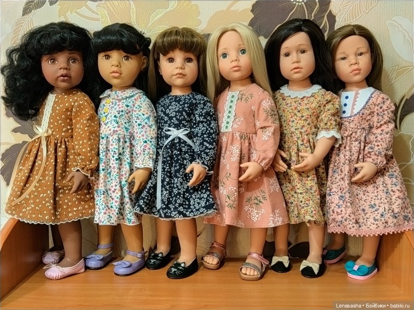 Девочки Готц и теплые платьица