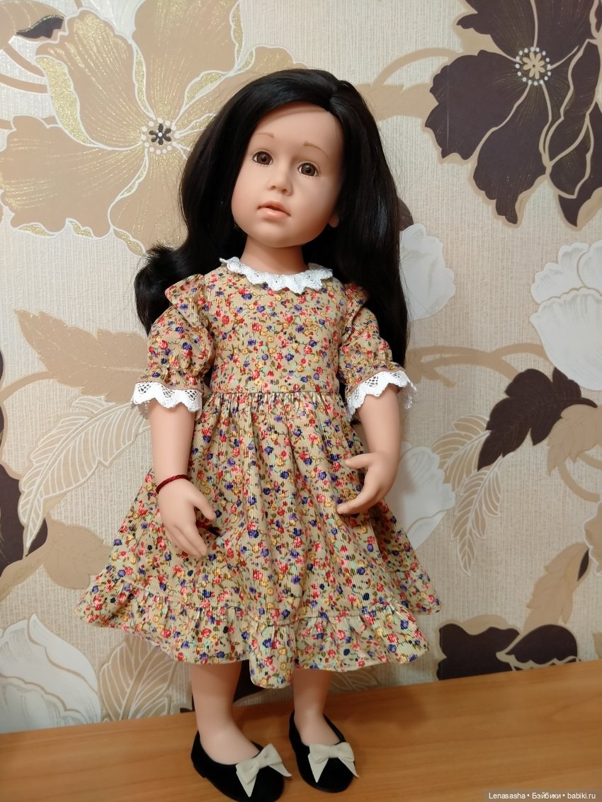 Девочки Готц и теплые платьица