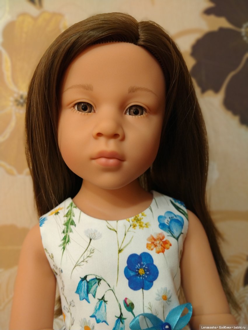 Девочки Готц и летние платьица