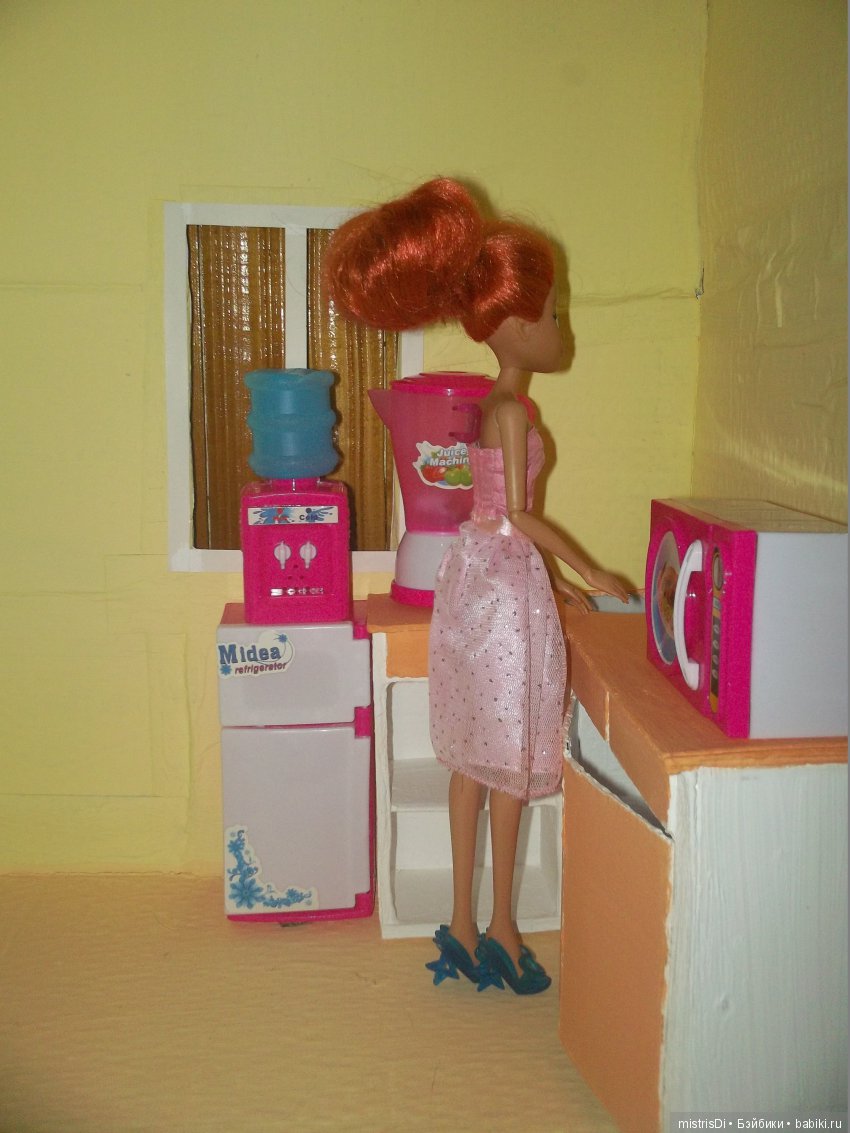 Кухонная тумба для куклы