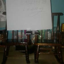 Новая жизнь стареньких стульев.И почтовые разрушения можно восстановить. И людское непонимание можно убрать.