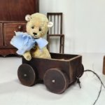 Тележка деревянная)