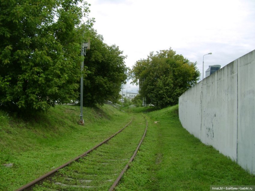 На заброшенной железнодорожной ветке