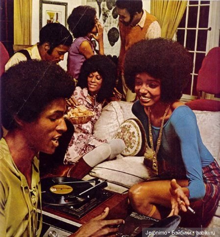 Куклы - отражение, параллельный мир, проекция, модель, как хотите называйте! Оранжевое пати 1970-х (фото 4)