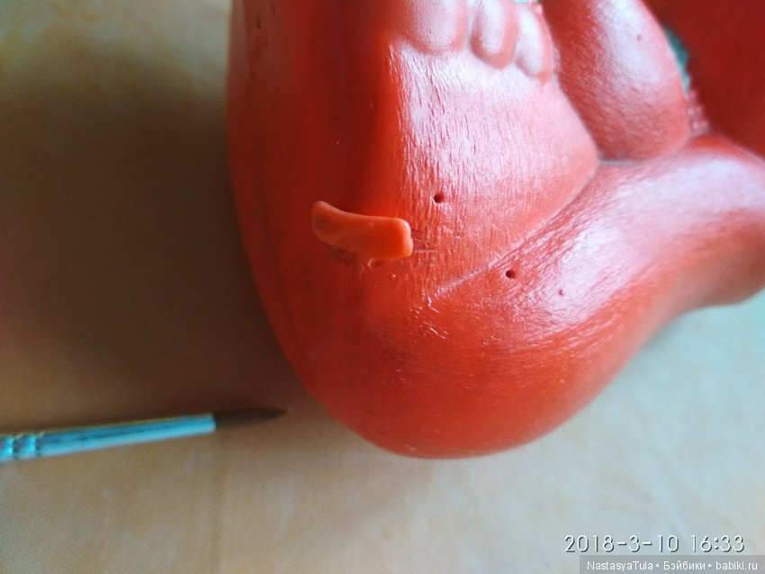 Как заклеить трещины и дырки в целлулоиде