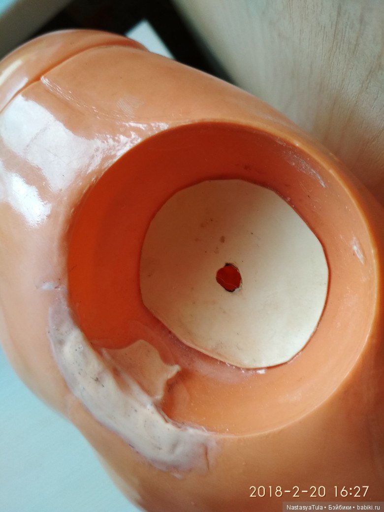 Как заклеить трещины и дырки в целлулоиде