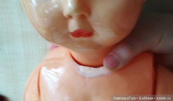 Как заклеить трещины и дырки в целлулоиде