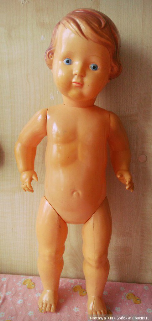 Перетяжка резинки у целлулоидной куклы