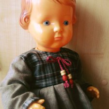 Перетяжка резинки у целлулоидной куклы