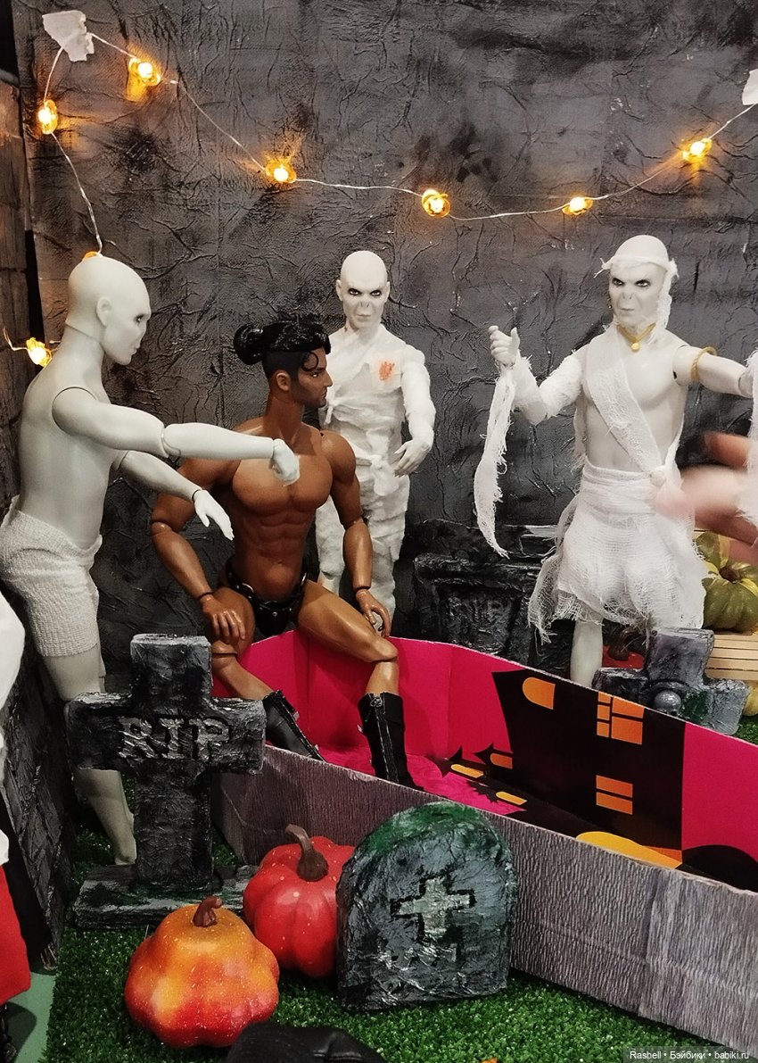 Отпуск 11/24. Гердочка продолжает гулять в Москве. И еще один Хеллоуин