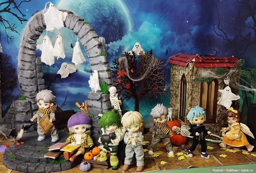 Отпуск 11/24. Гердочка продолжает гулять в Москве. И еще один Хеллоуин