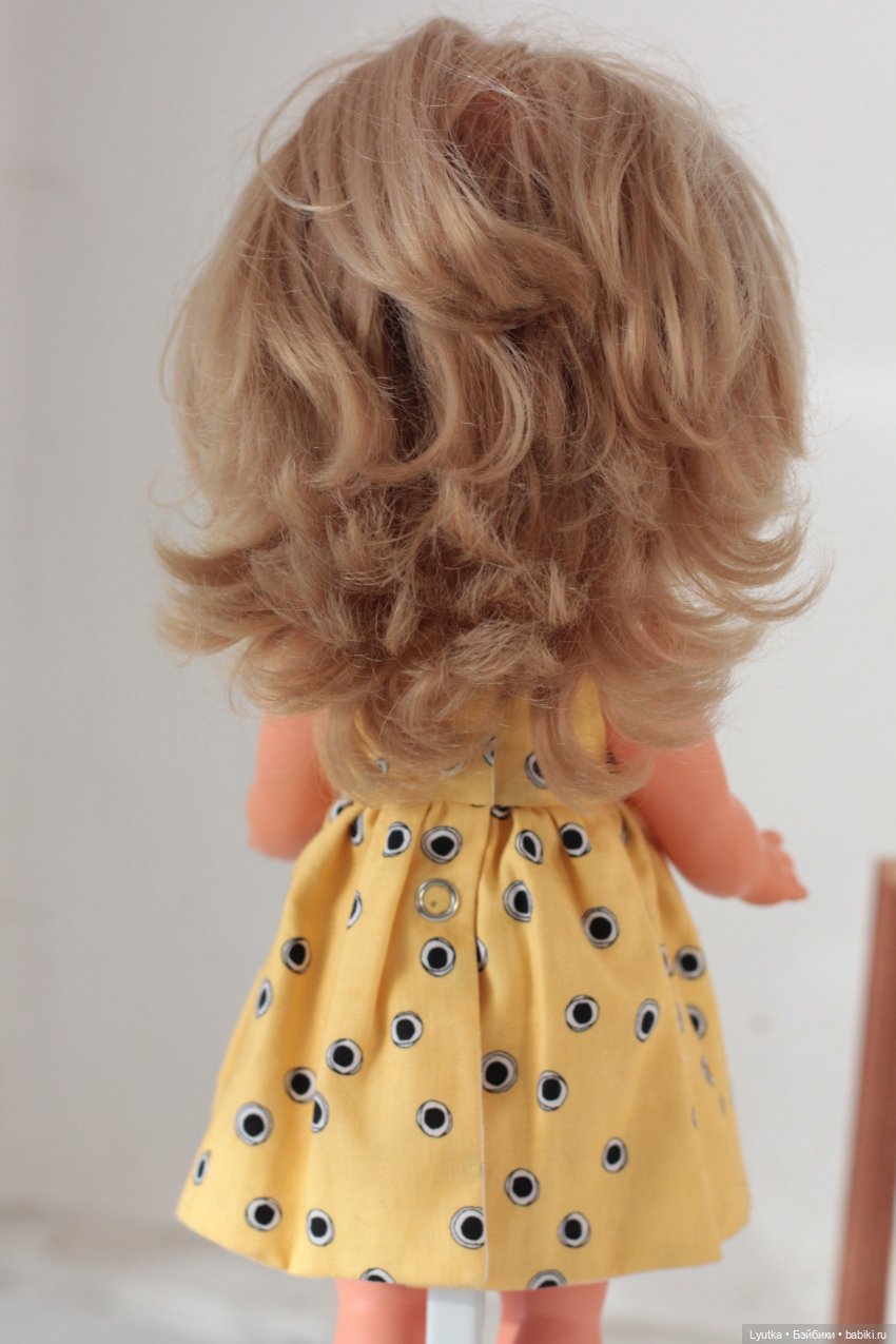 Такие одинаковые и такие разные немецкие куколки