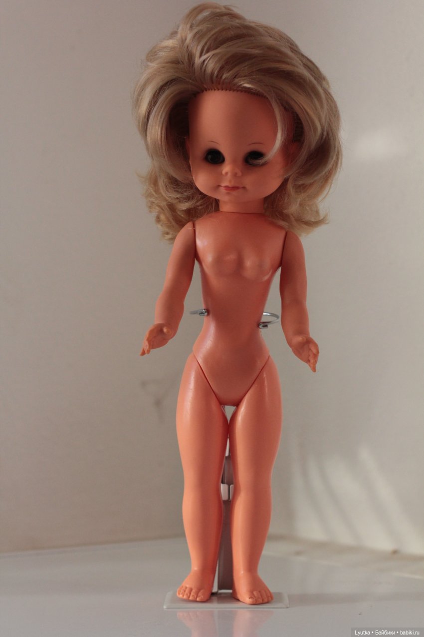 Такие одинаковые и такие разные немецкие куколки (фото 5)