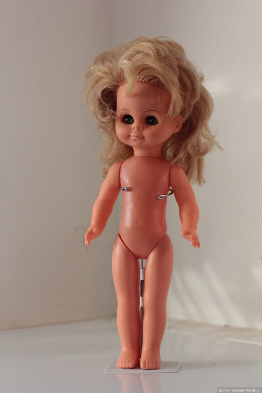 Такие одинаковые и такие разные немецкие куколки (фото 6)