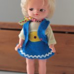Кукла ГДР в родной одежде, как новая