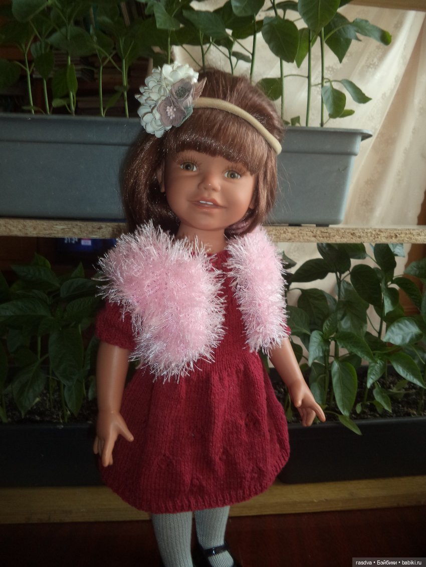 У Дианки новое платье — Куклы EuroGirls Diana Collection: формат 18" (46 см) (фото 10)
