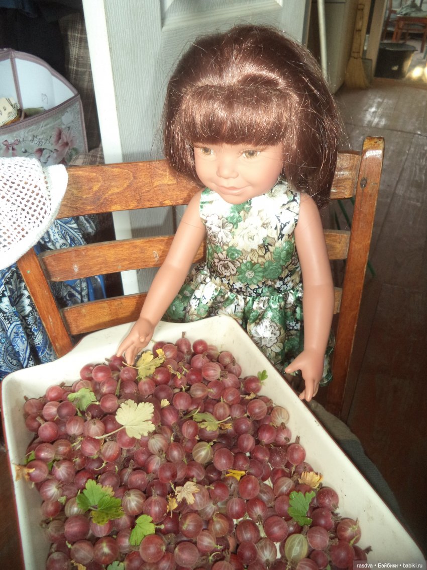 Дианка на даче — Куклы EuroGirls Diana Collection: формат 18" (46 см) (фото 8)