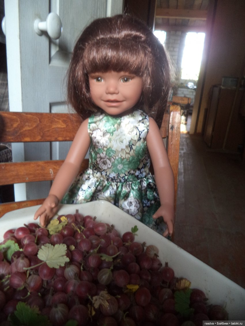 Дианка на даче — Куклы EuroGirls Diana Collection: формат 18" (46 см) (фото 7)