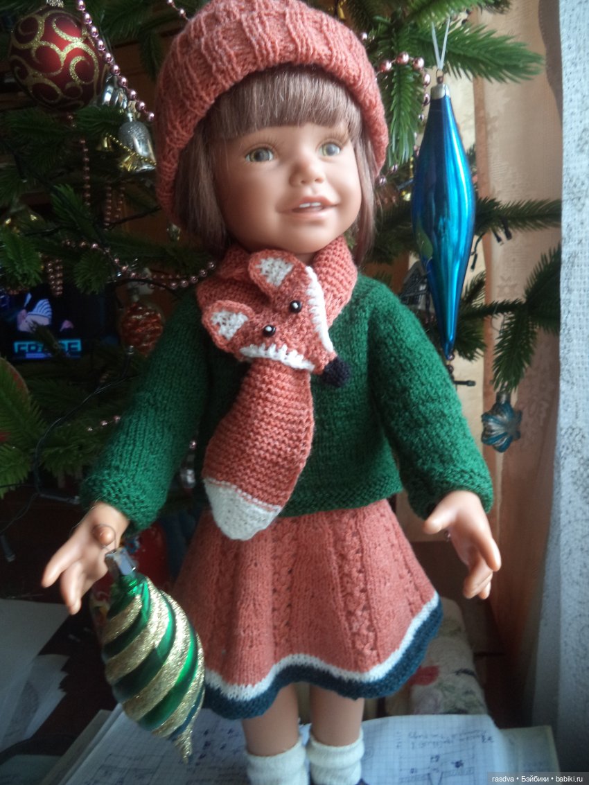 Лиса, кусающая себя за хвост (фото 3)