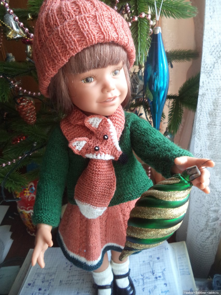 Лиса, кусающая себя за хвост (фото 4)