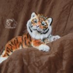 Реалистичный Тигренок из искусственного меха