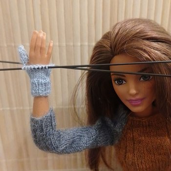 Будь мужиком, довяжи варежку