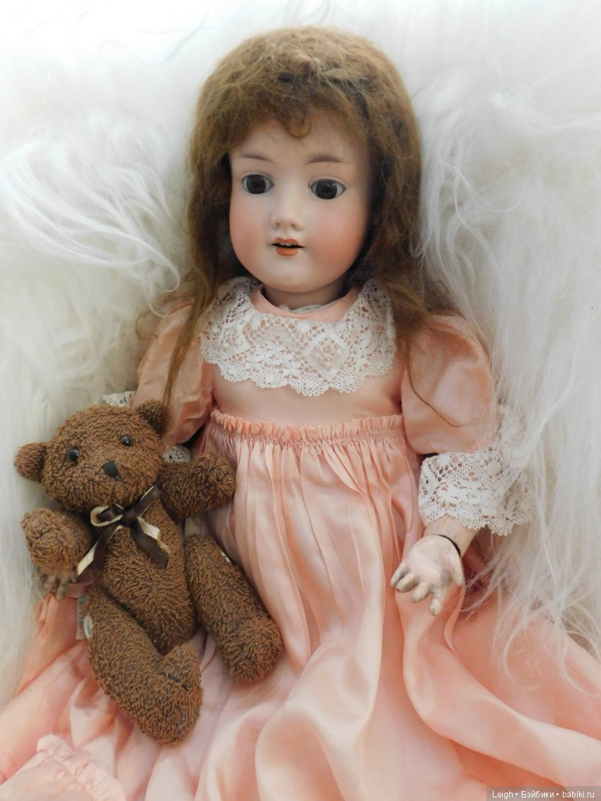 Уна и елка — Антикварные куклы Armand Marseille (AM): молд 390 (фото 3)