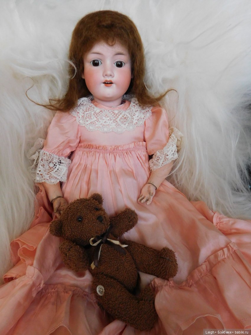 Уна и елка — Антикварные куклы Armand Marseille (AM): молд 390